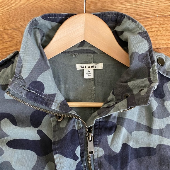 Camo Utility Jacket - Picture 3 of 4